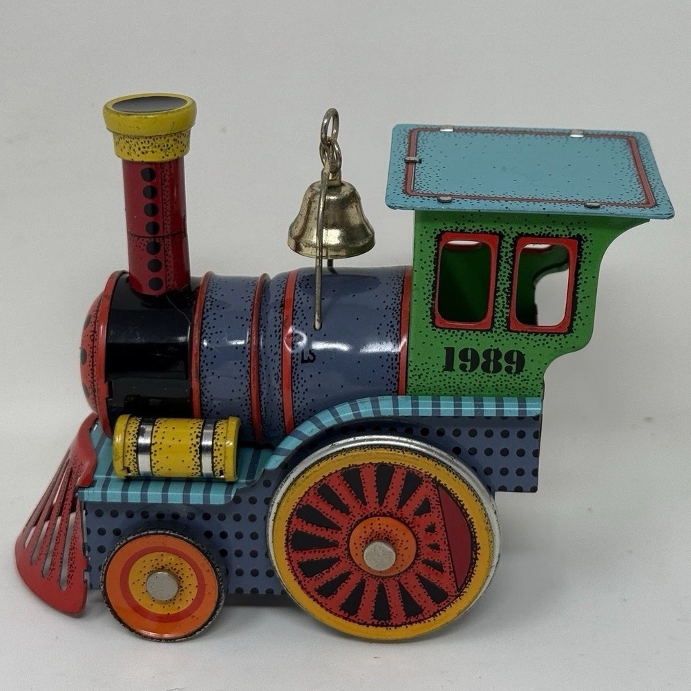 Vintage‎ Hallmark 1989 "Tin Locomotive" Christmas Ornament! Train Engine
